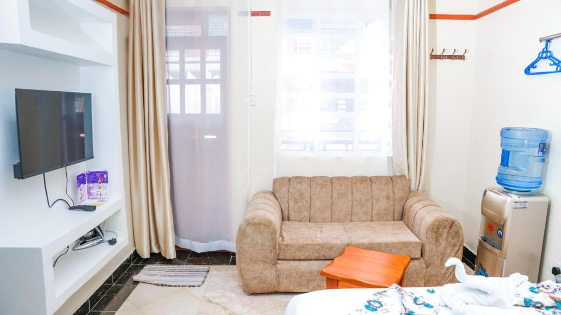 Nelly Fully Furnished Studios Найваша Екстер'єр фото